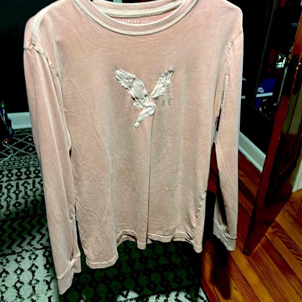American Eagle long sleeve t-shirt
